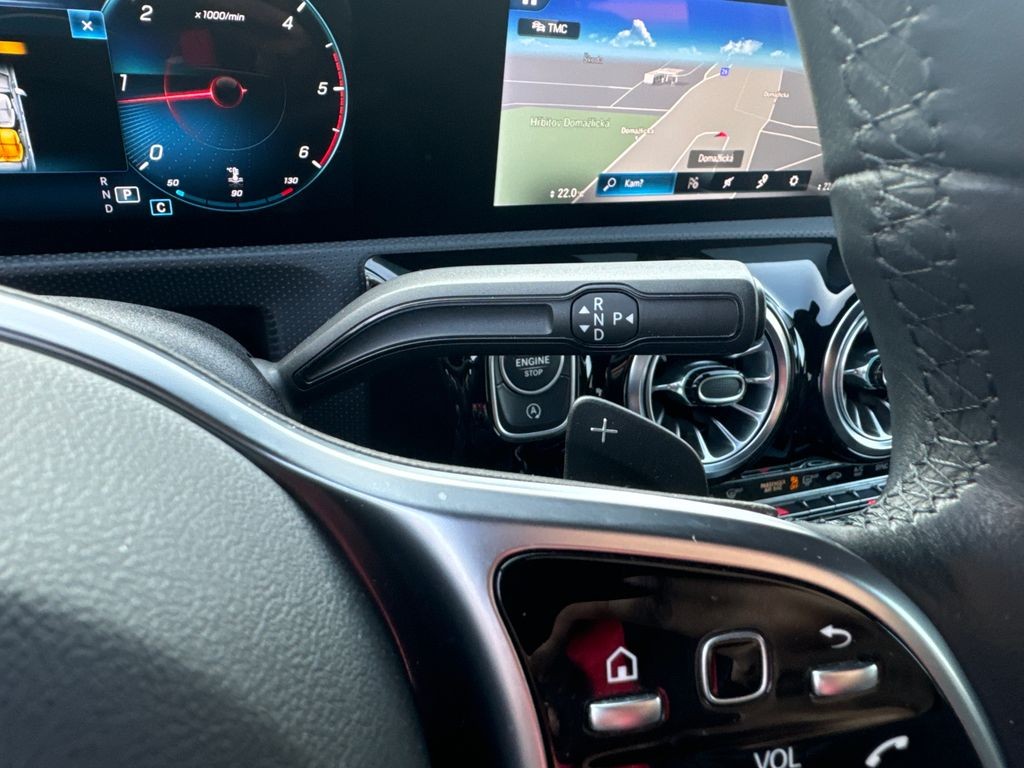 Mercedes-Benz A 200d L PROGRESSIVE (foto 18)