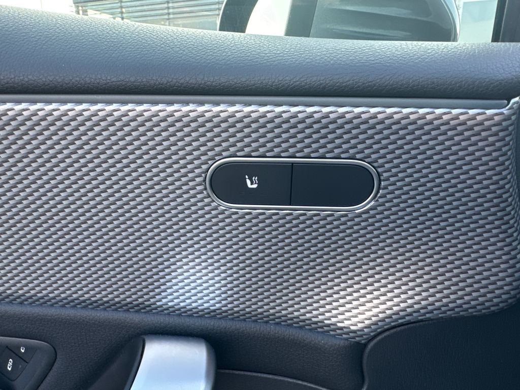 Mercedes-Benz A 200d L PROGRESSIVE (foto 19)