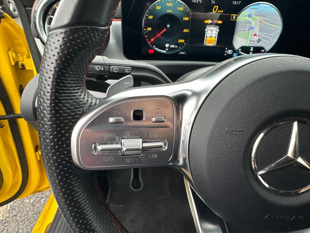 Mercedes-Benz CLA 180 AMG paket 180 (foto 18)