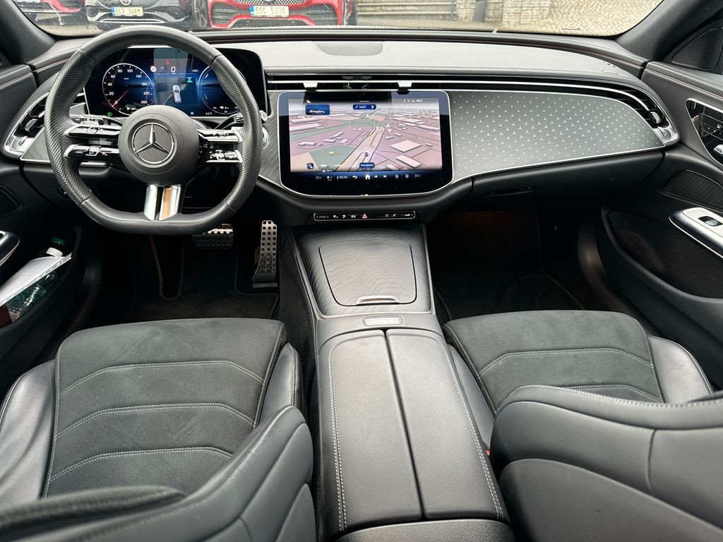 Mercedes-Benz E 300 AMG paket 300 de 4MATIC T (foto 9)