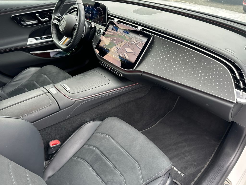 Mercedes-Benz E 300 AMG paket 300 de 4MATIC T (foto 10)