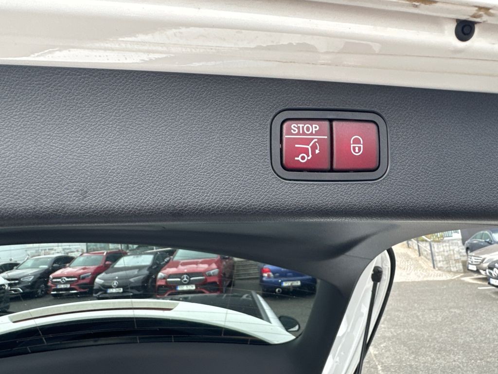 Mercedes-Benz E 300 AMG paket 300 de 4MATIC T (foto 18)