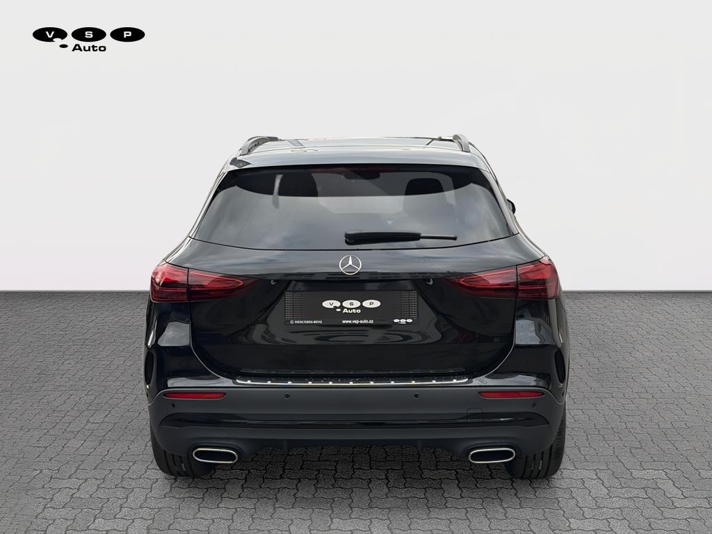 Mercedes-Benz GLA 200 AMG Style Edition (foto 3)