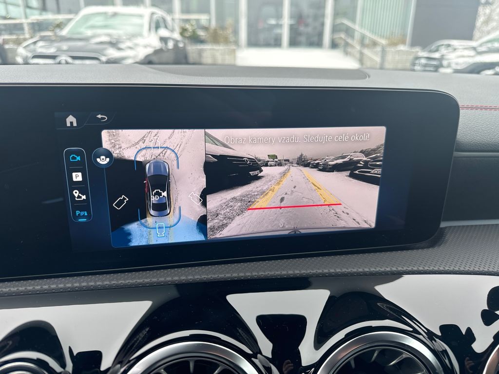 Mercedes-Benz CLA 200 AMG paket 200d (foto 17)