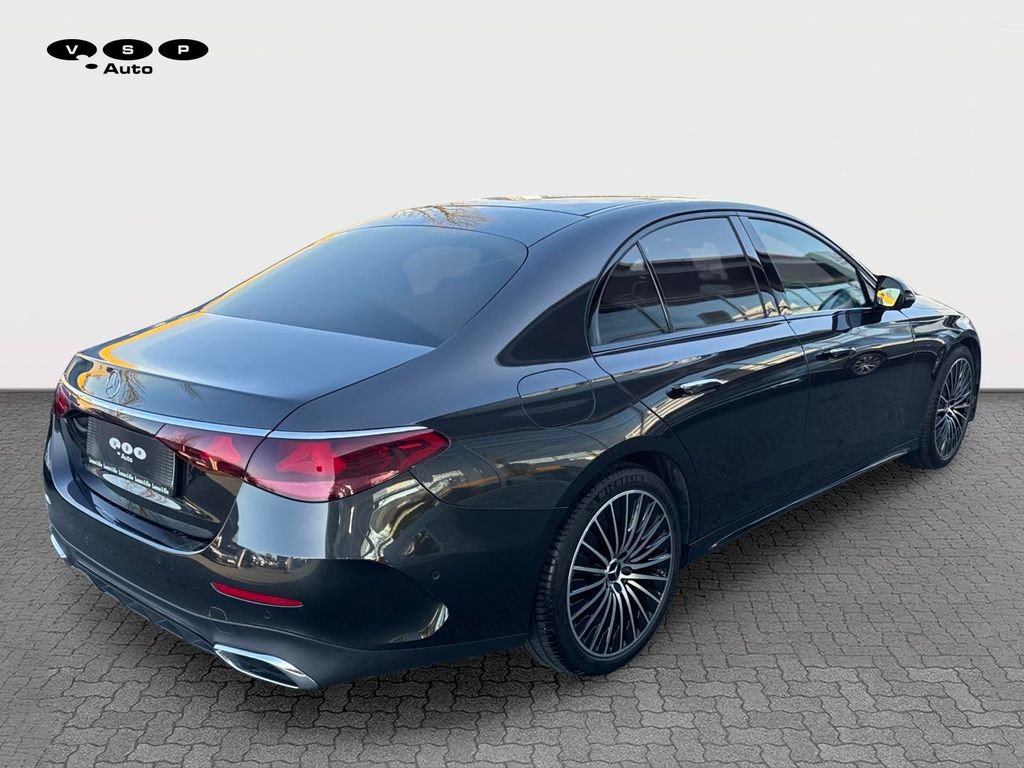 Mercedes-Benz E 220 AMG paket 220d 4MATIC (foto 4)