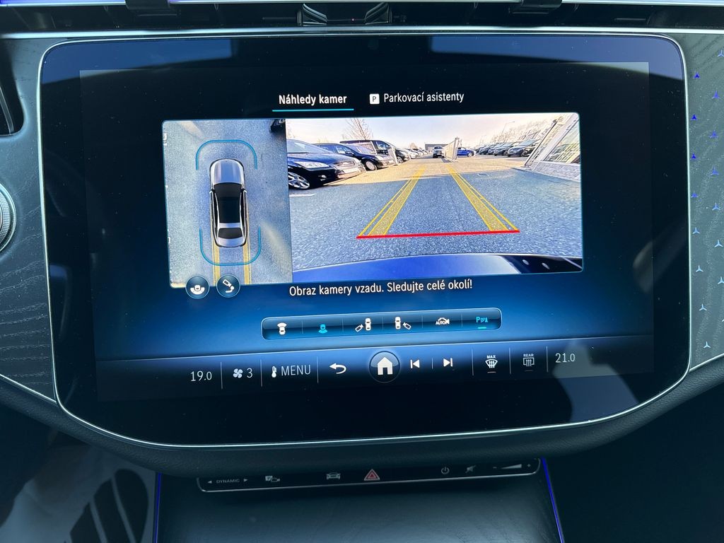 Mercedes-Benz E 220 AMG paket 220d 4MATIC (foto 16)