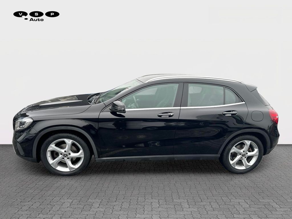 Mercedes-Benz GLA 200 URBAN paket 200d 4MATIC (foto 1)