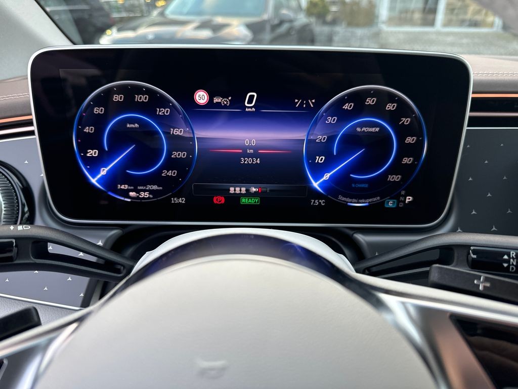 Mercedes-Benz EQE Electric Art Edition 350 4MATIC (foto 9)
