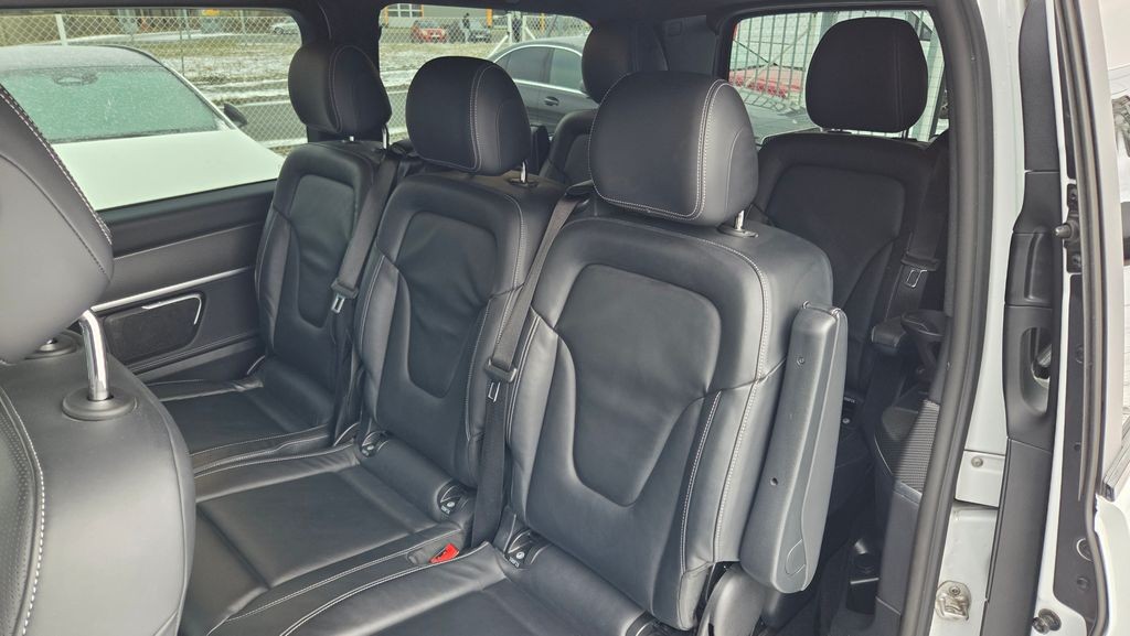 Mercedes-Benz V 300 300d/L 4MATIC ACC bufík (foto 18)