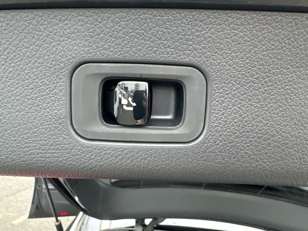 Mercedes-Benz GLC 220 AMG paket 220d 4MATIC (foto 20)