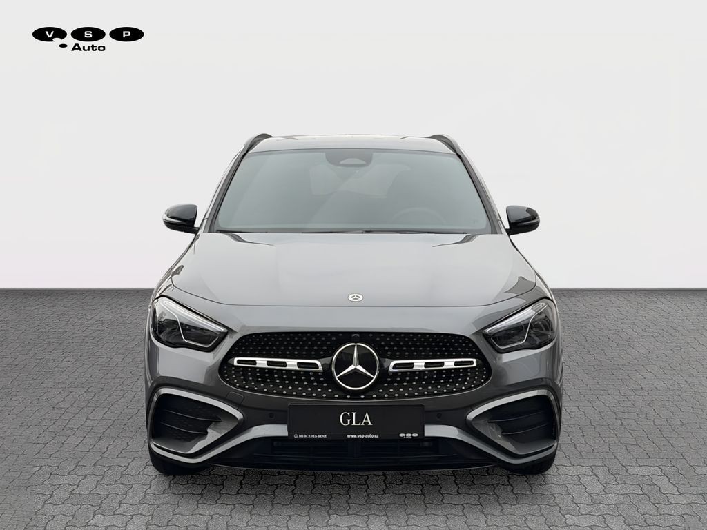 Mercedes-Benz GLA 200 d 4MATIC AMG Style Edition (foto 7)