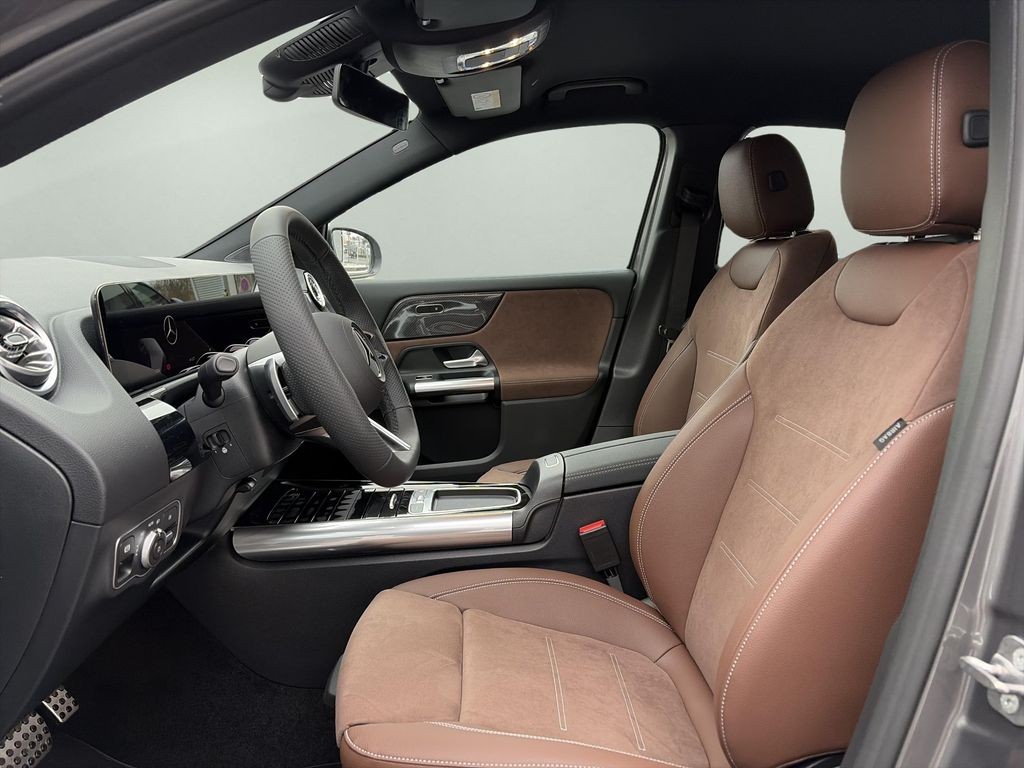 Mercedes-Benz GLA 200 d 4MATIC AMG Style Edition (foto 12)