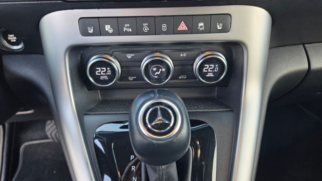 Mercedes-Benz T 180d PROGRESSIVE (foto 12)