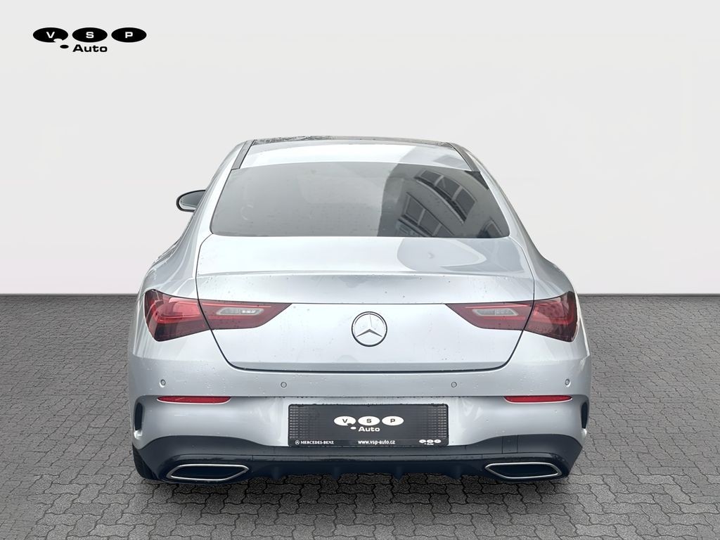 Mercedes-Benz CLA 200 d AMG Style Edition (foto 3)