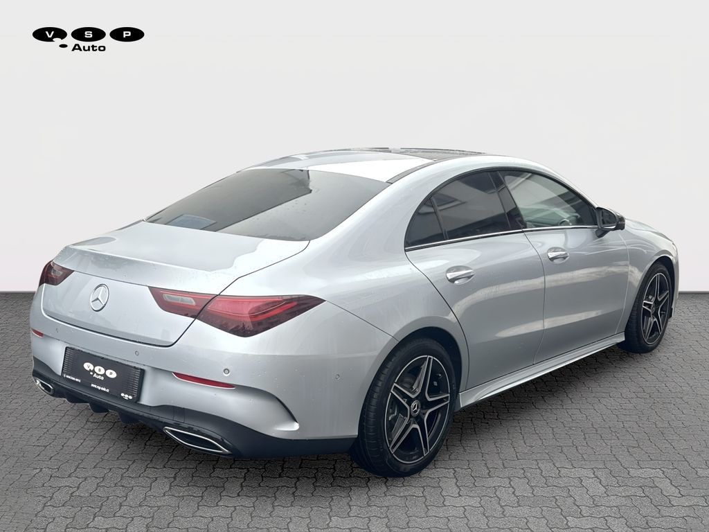 Mercedes-Benz CLA 200 d AMG Style Edition (foto 4)