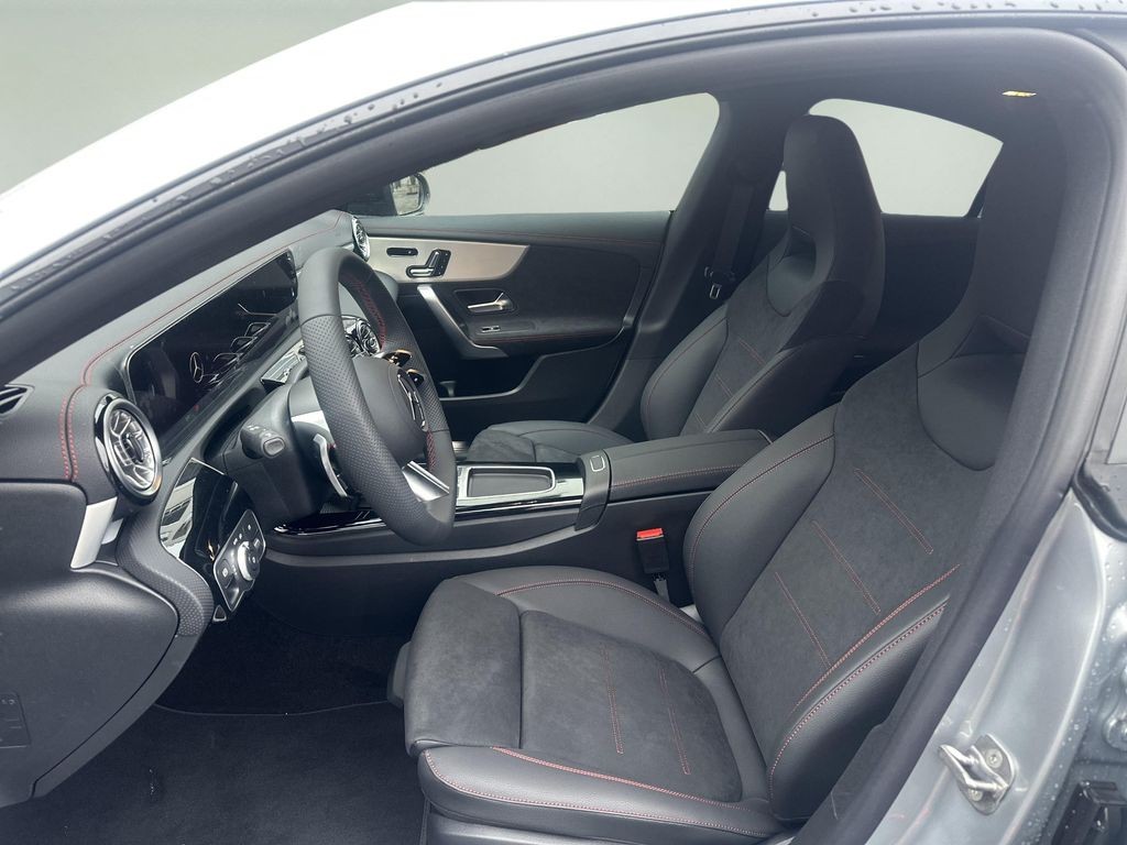 Mercedes-Benz CLA 200 d AMG Style Edition (foto 12)