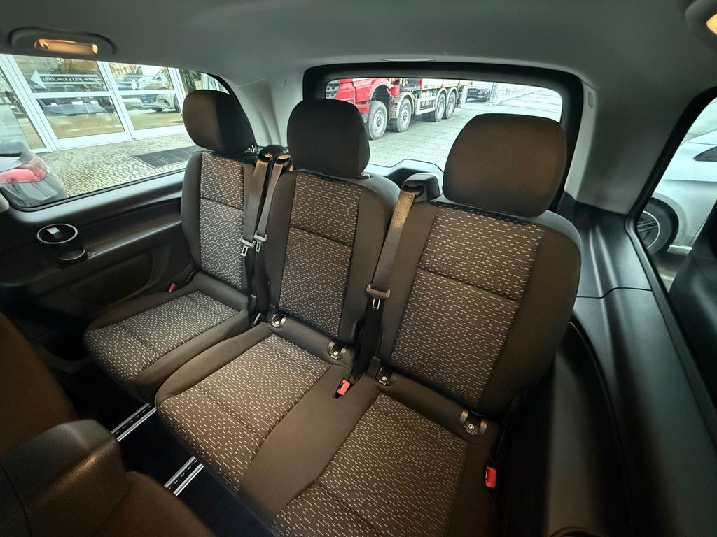 Mercedes-Benz Vito 119 CDI TOURER SELECT 4x4 (foto 9)