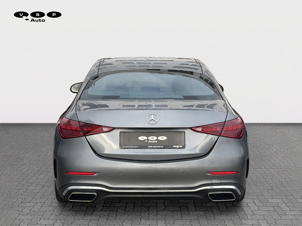 Mercedes-Benz C 220 d 4MATIC AMG Style Edition (foto 2)