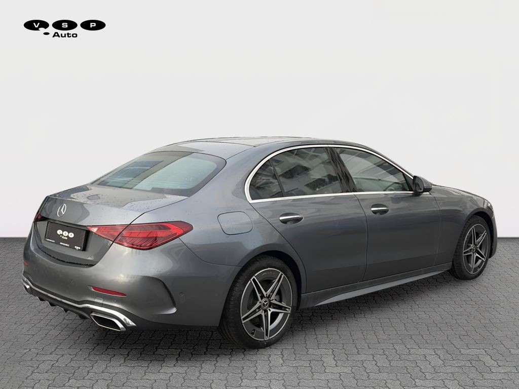 Mercedes-Benz C 220 d 4MATIC AMG Style Edition (foto 3)