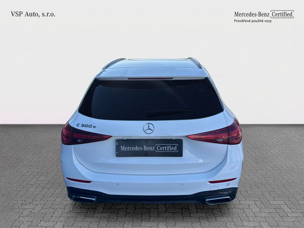 Mercedes-Benz C 300 AMG paket 300e kombi (foto 3)