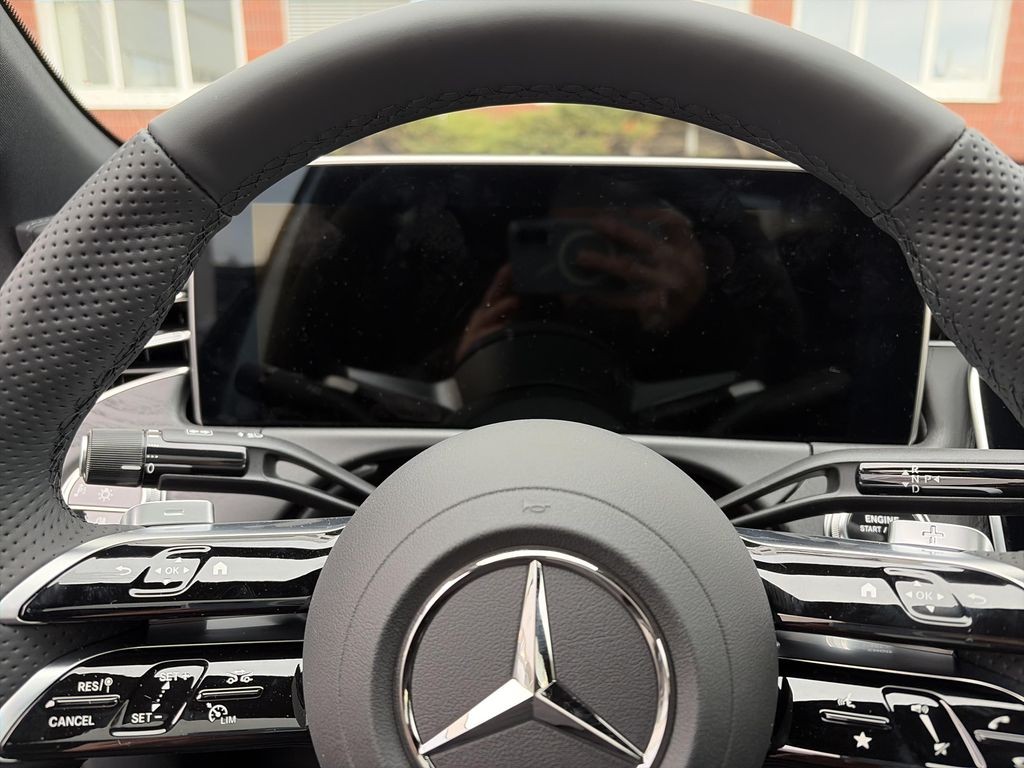 Mercedes-Benz E 220 d 4MATIC (foto 9)