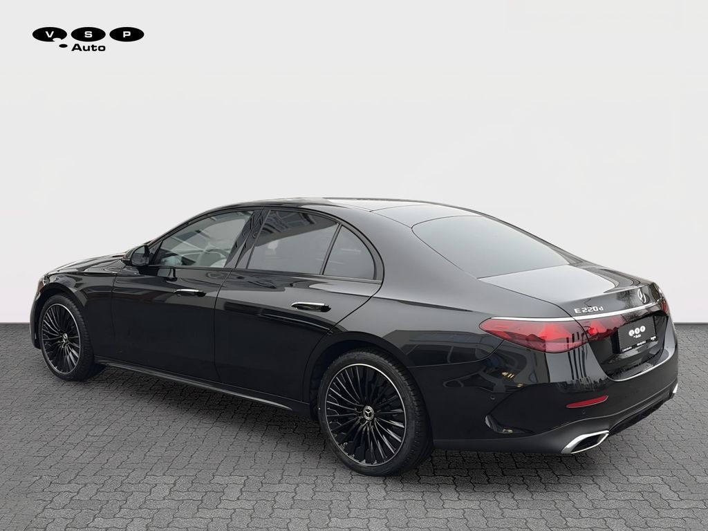 Mercedes-Benz E 220 d 4MATIC (foto 2)