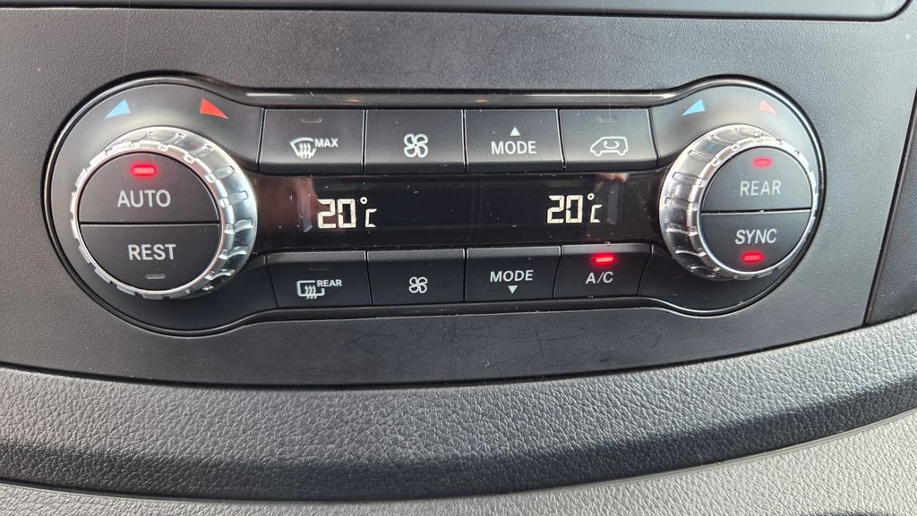 Mercedes-Benz Vito 119 CDI/L, Select, 4x4 (foto 13)