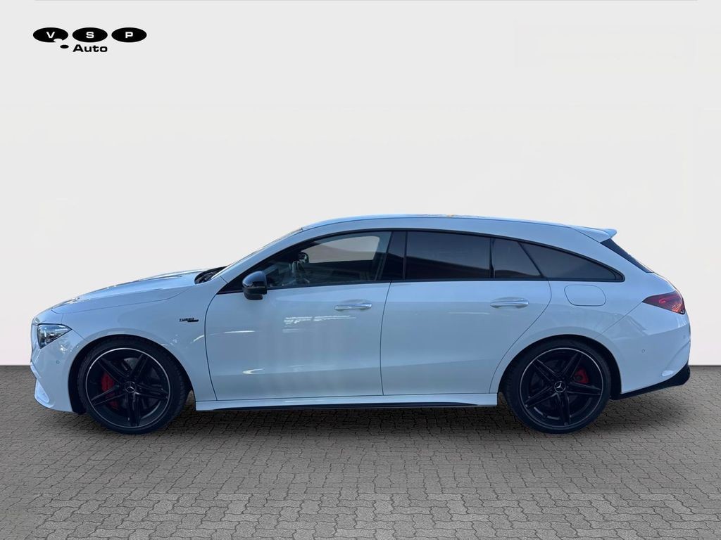Mercedes-Benz CLA 45 AMG Shooting Brake 45 S 4MATIC+ (foto 1)
