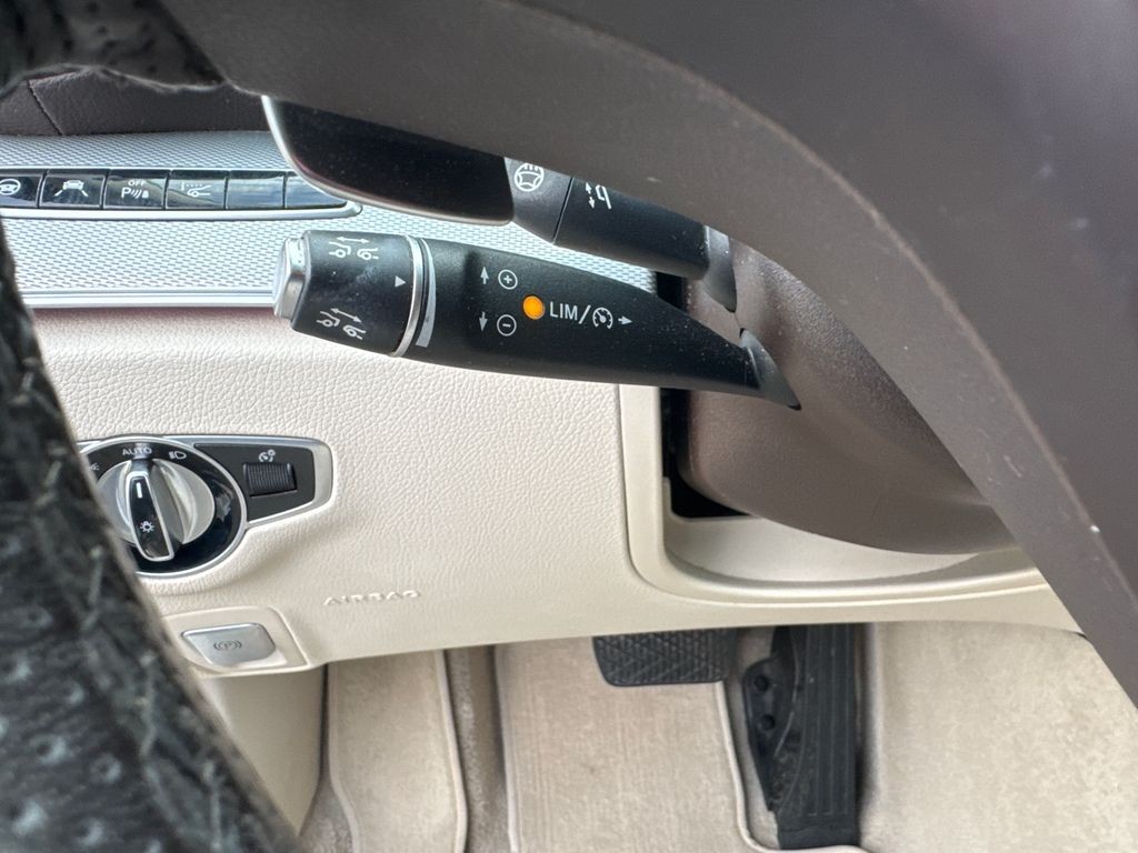 Mercedes-Benz E 400 400 4Matic (foto 19)