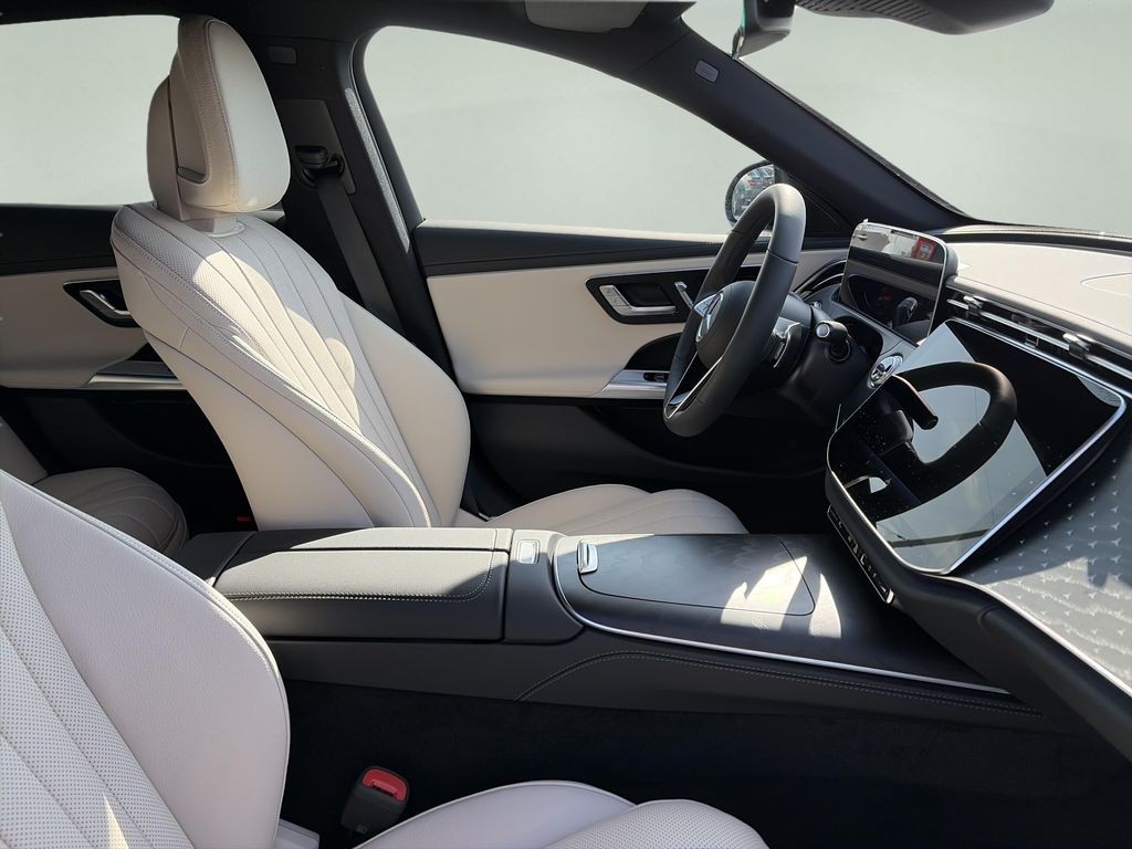 Mercedes-Benz E 220 d 4MATIC (foto 11)