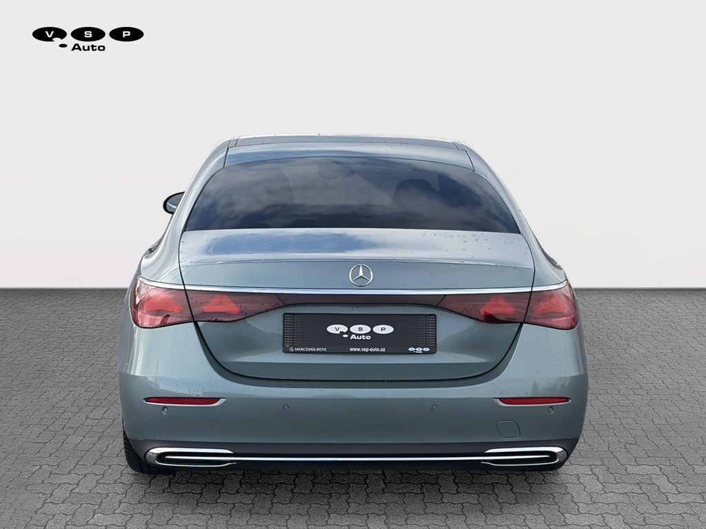 Mercedes-Benz E 220 d 4MATIC (foto 3)