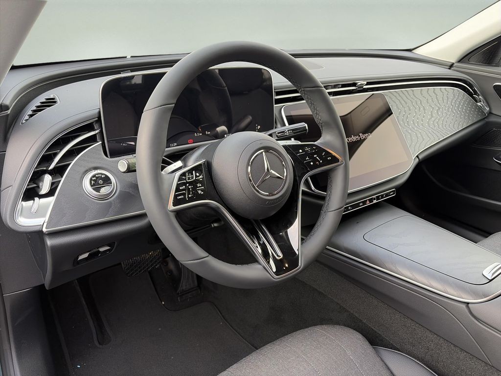 Mercedes-Benz E 220 d 4MATIC (foto 8)