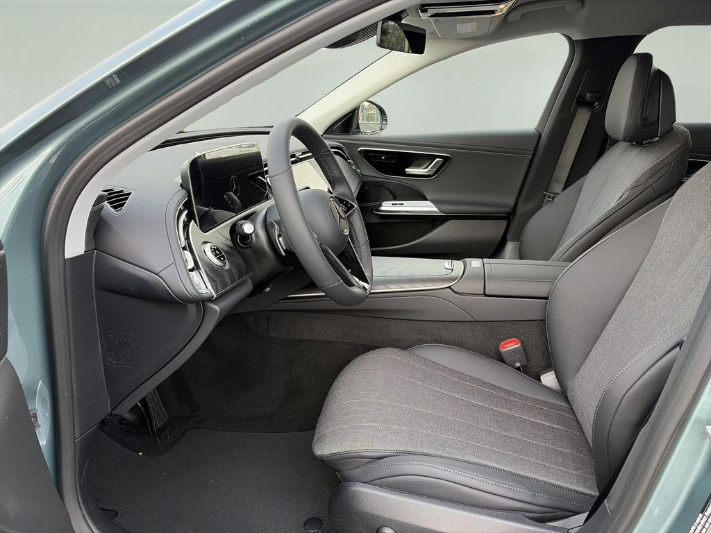 Mercedes-Benz E 220 d 4MATIC (foto 12)