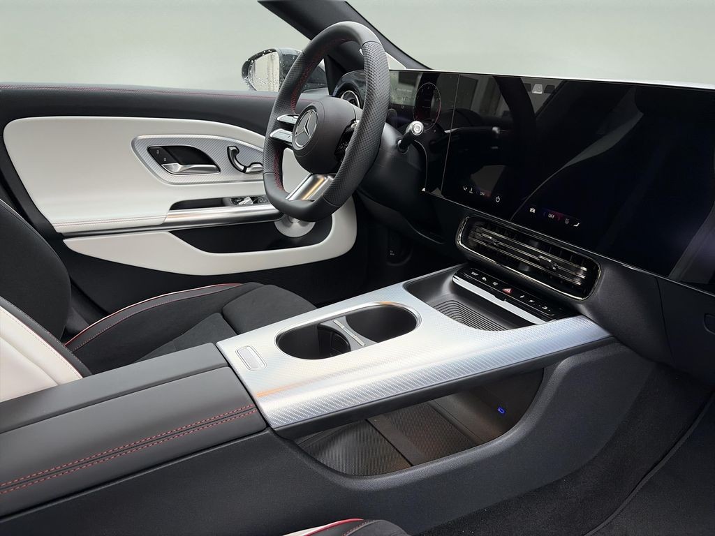 Mercedes-Benz CLA 200  (foto 11)