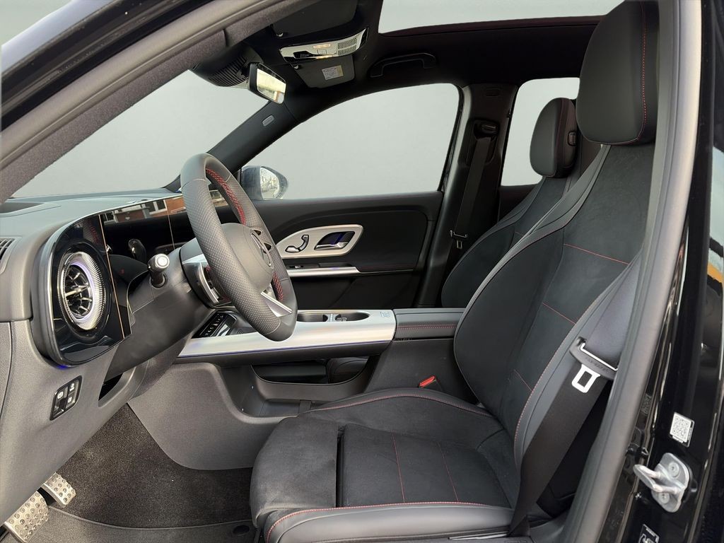 Mercedes-Benz GLB 350 4M EQ (foto 12)