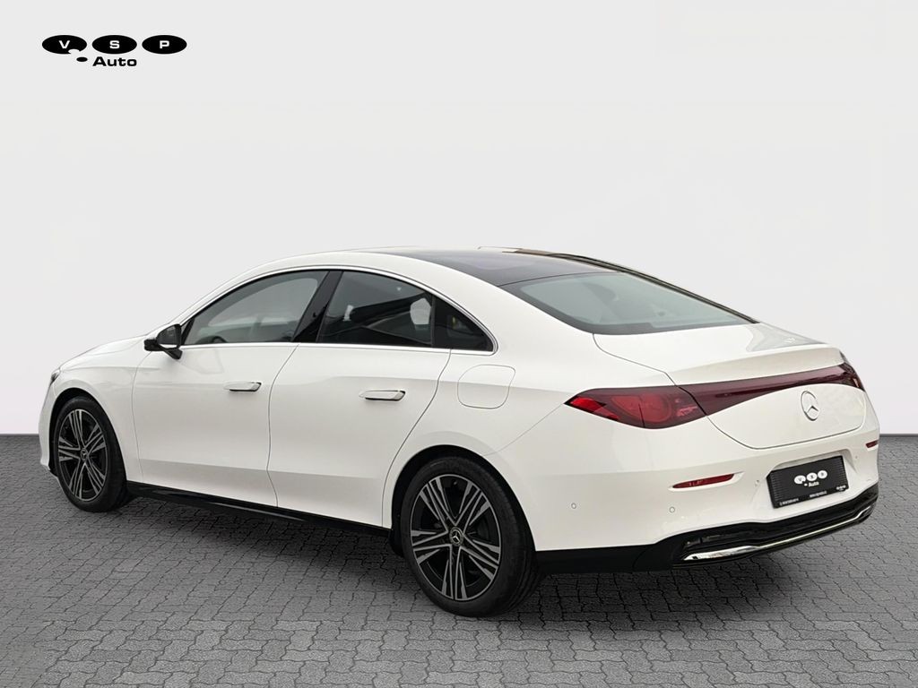 Mercedes-Benz CLA 200 (foto 2)