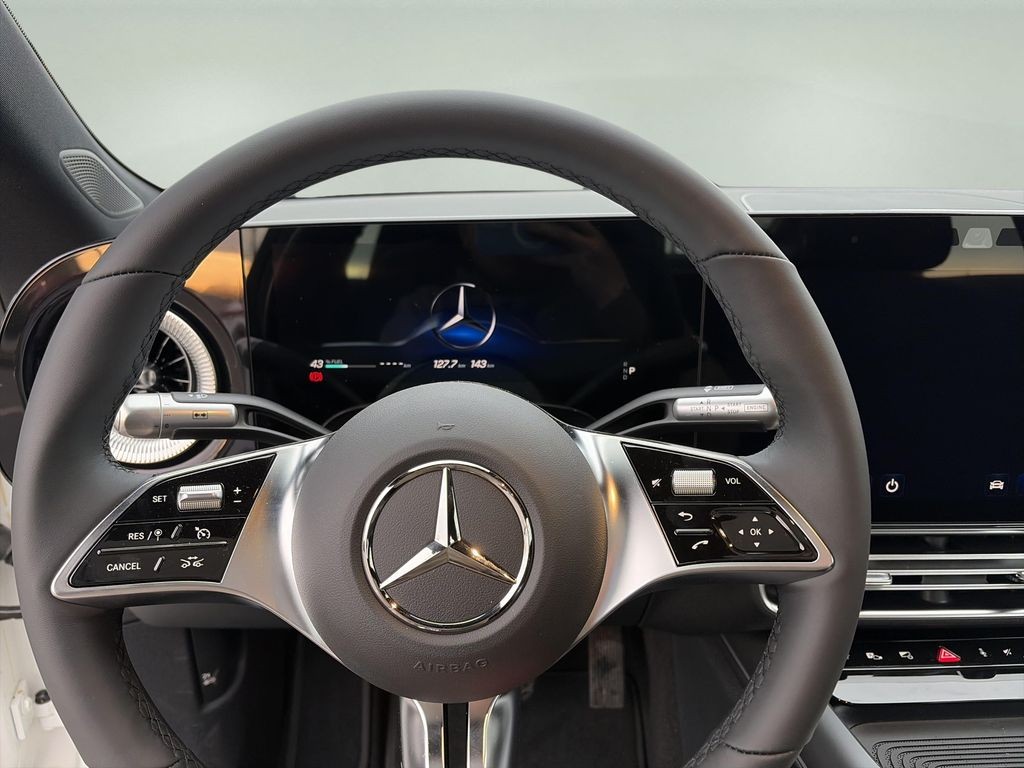 Mercedes-Benz CLA 200 (foto 9)