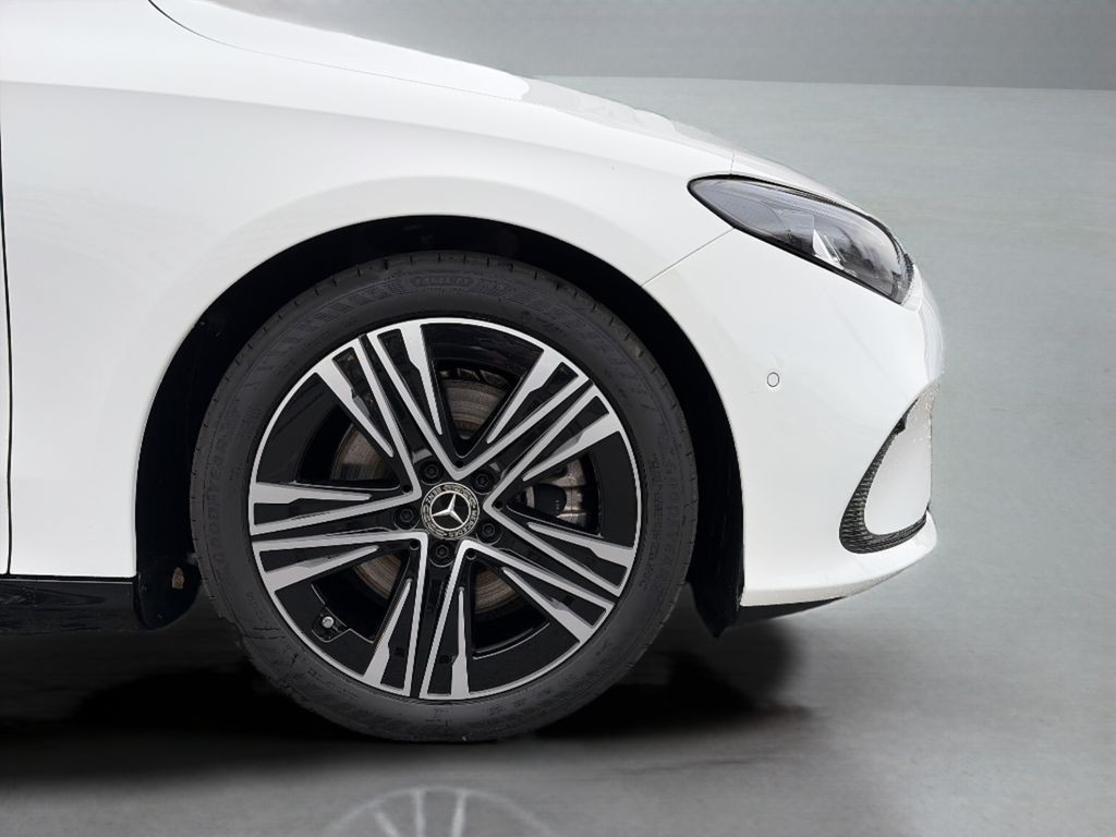 Mercedes-Benz CLA 200 (foto 14)