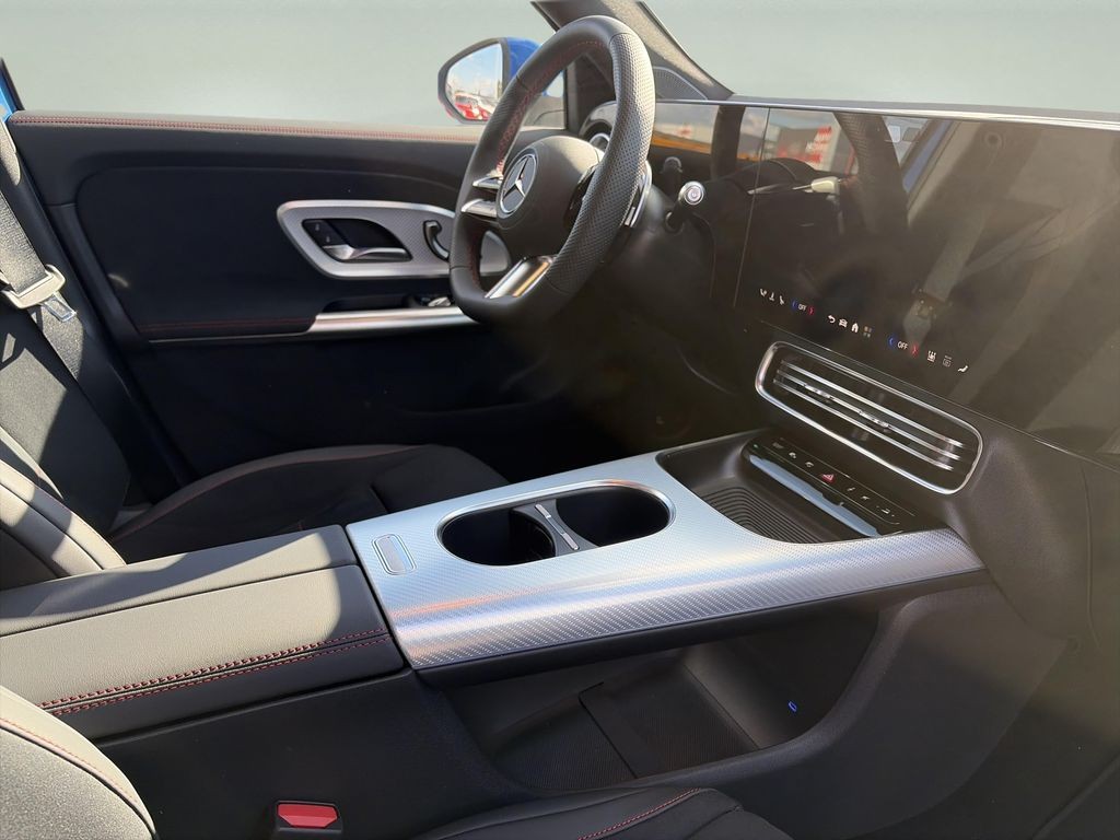 Mercedes-Benz GLB 350 4M EQ (foto 11)