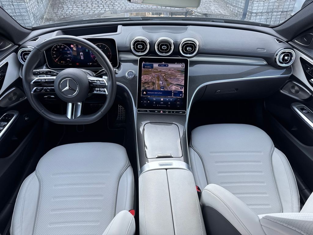 Mercedes-Benz C 220 AMG Style Edition      220d 4MATIC kombi (foto 10)