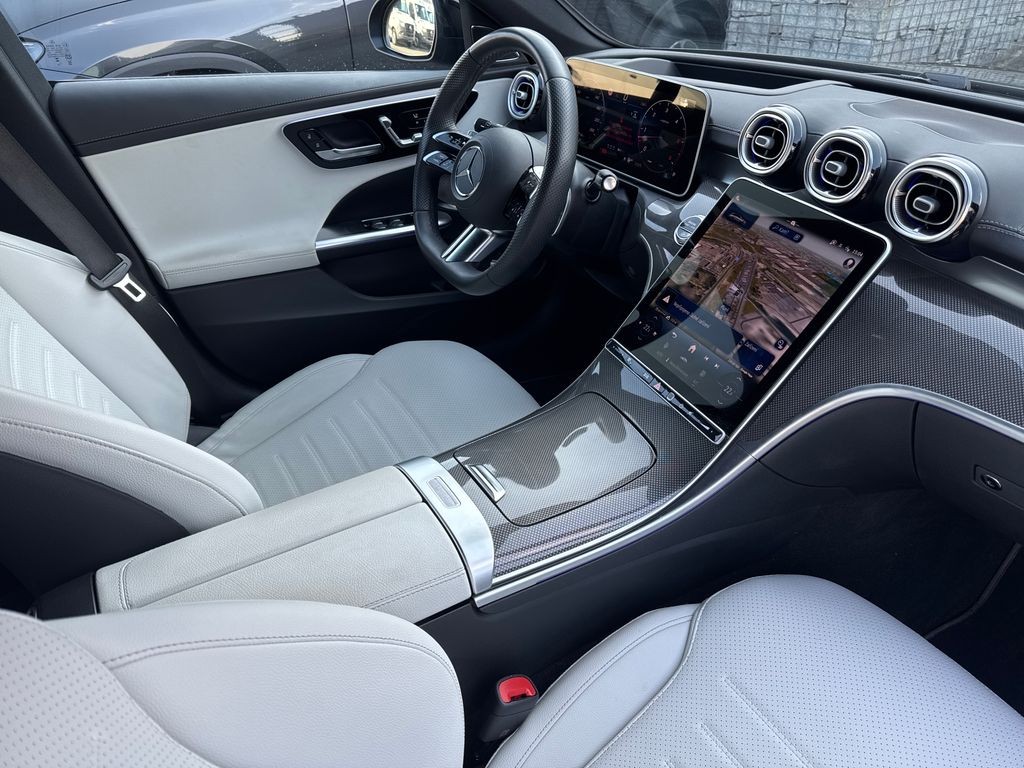 Mercedes-Benz C 220 AMG Style Edition      220d 4MATIC kombi (foto 11)