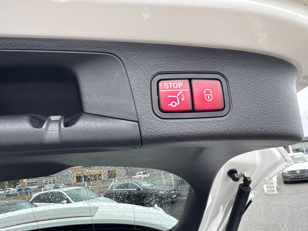 Mercedes-Benz GLA 200 200d 4MATIC (foto 20)