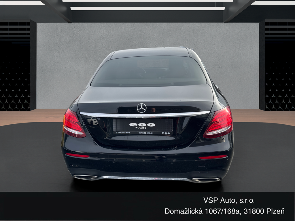 Mercedes-Benz E 400 400 4Matic (foto 3)