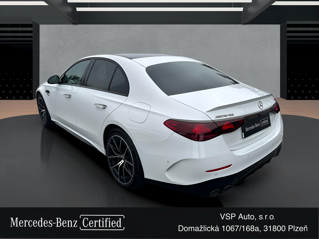 Mercedes-Benz E 53 AMG HYBRID 4MATIC+ (foto 2)