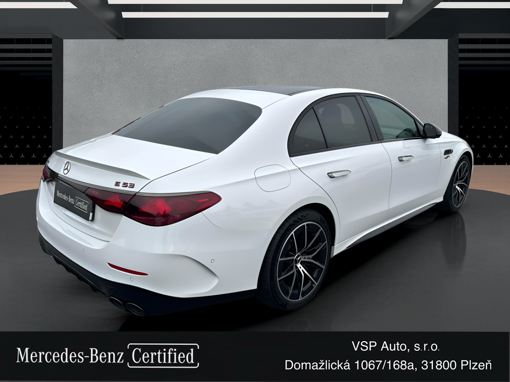 Mercedes-Benz E 53 AMG HYBRID 4MATIC+ (foto 4)