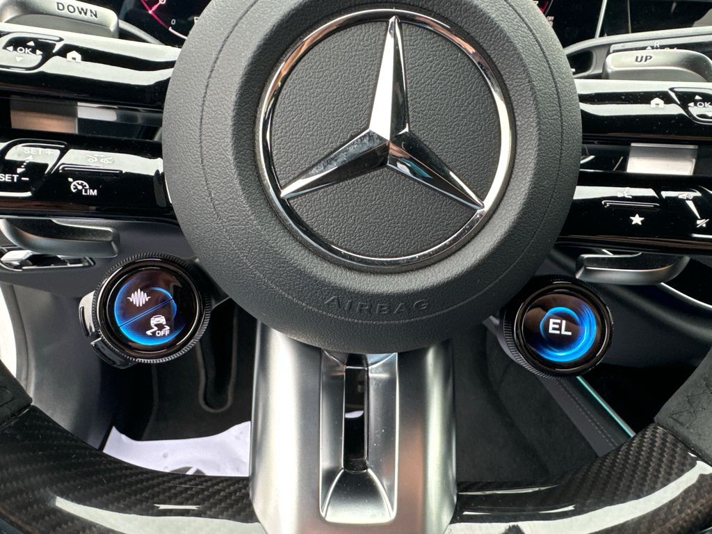 Mercedes-Benz E 53 AMG HYBRID 4MATIC+ (foto 18)