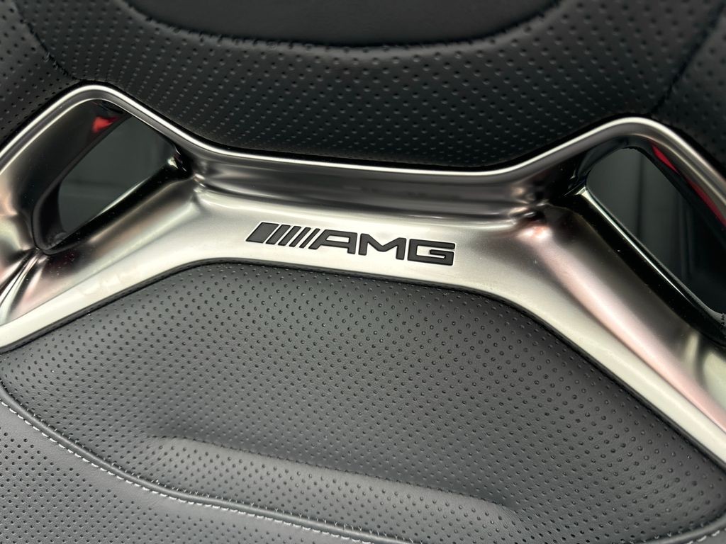 Mercedes-Benz E 53 AMG HYBRID 4MATIC+ (foto 20)