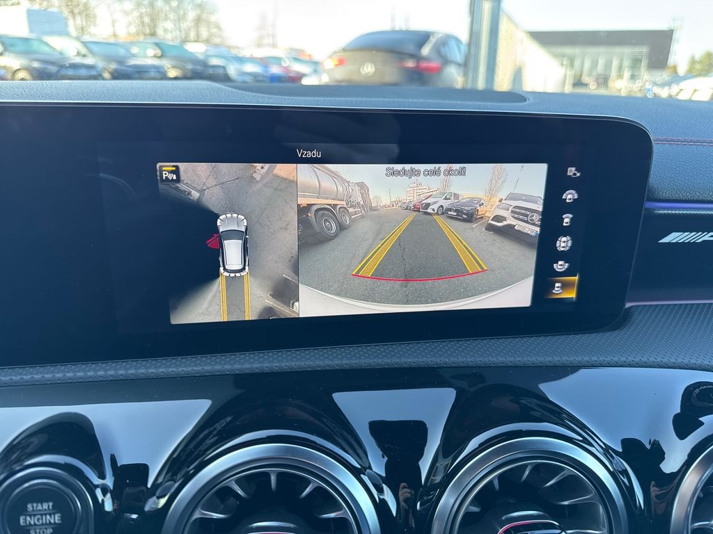 Mercedes-Benz CLA 200 45 S 4MATIC+ (foto 18)