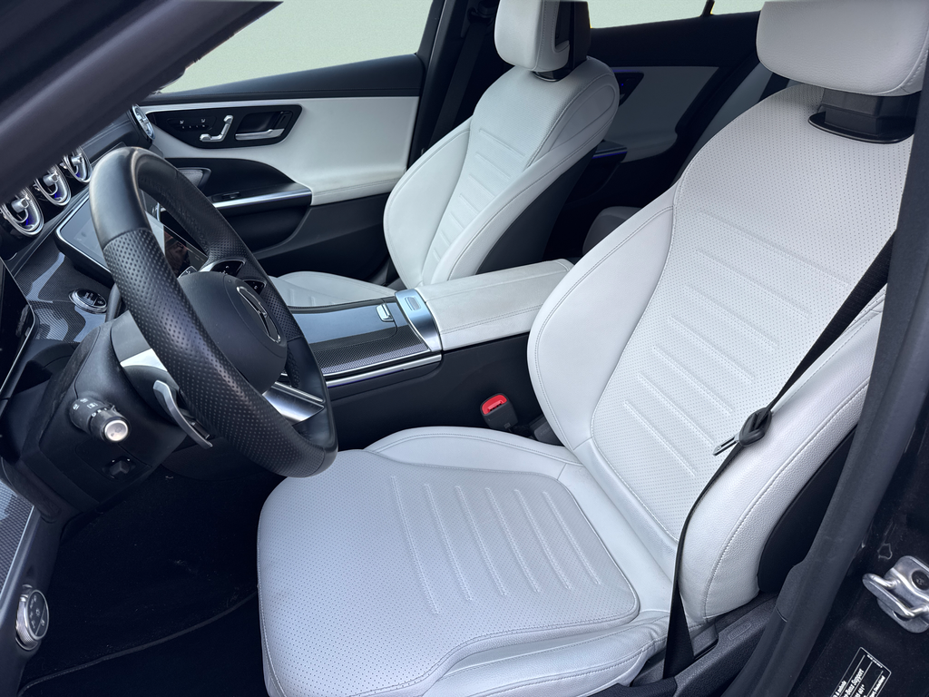 Mercedes-Benz C 220 AMG Style Edition      220d 4MATIC kombi (foto 12)