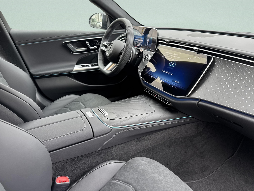 Mercedes-Benz E 200 4MATIC (foto 11)